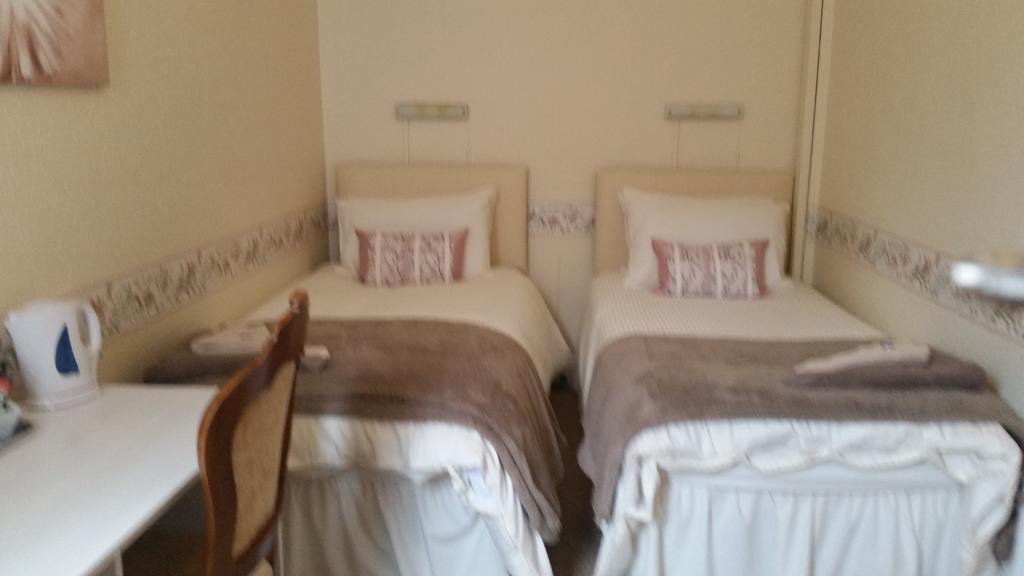 The Trevelyan Hotel Morecambe Phòng bức ảnh