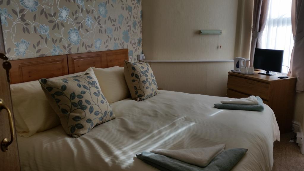 The Trevelyan Hotel Morecambe Phòng bức ảnh